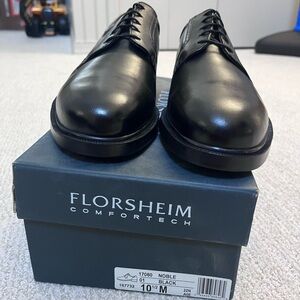 NWT Florsheim Men's Black Leather Shoes